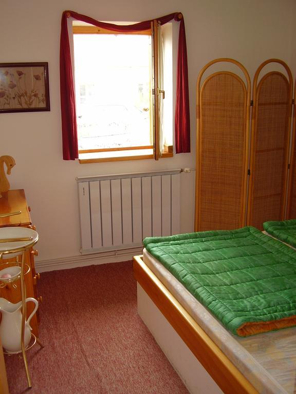 Csenye Vendeghaz Hotel Buitenkant foto