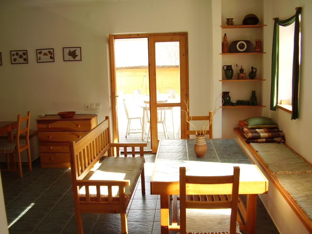 Csenye Vendeghaz Hotel Buitenkant foto